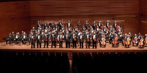 Η Τσιγγάνικη Συμφωνική Ορχήστρα της Βουδαπέστης