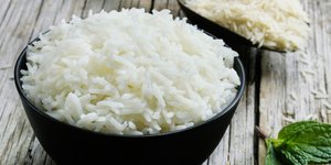 Κινδυνεύουμε από δηλητηριάση με το ξαναζεσταμένο ρύζι. Φωτογραφία: Shutterstock