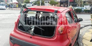 Χούλιγκαν στο Γαλάτσι μαχαίρωσαν 28χρονο και προκάλεσαν φθορές στο ΙΧ του