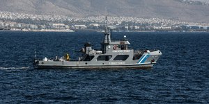 Το λιμενικό εντόπισε βάρκα με πρόσφυγες στις Οινούσσες (Φωτογραφία αρχείου: EUROKINISSI/ ΣΤΕΛΙΟΣ ΜΙΣΙΝΑΣ)