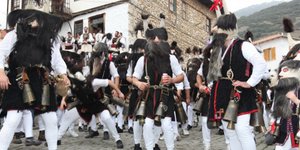 Εθιμα με παγανιστικές διαστάσεις που κυρίως αναβιώνουν τις τελευταίες ημέρες του Δωδεκαημέρου
