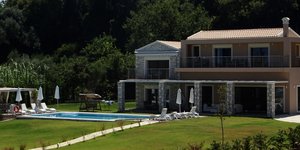 Με συγκρότημα πολυτελών κατοικιών ξεκινούν οι πλειστηριασμοί (Φωτογραφία αρχείου: EUROKINISSI/ ΓΙΩΡΓΟΣ ΚΟΝΤΑΡΙΝΗΣ)