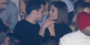 Φωτογραφία: NDP/ Πιο ερωτευμένοι από ποτέ Μαίρη Συνατσάκη και Σπύρος Χατζηαγγελάκης- Τα καυτά φιλιά στα μπουζούκια [εικόνες]