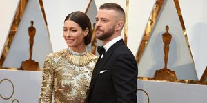 Ο Τζάστιν Τίμπερλεϊκ με τη σύζυγό του Τζέσικα Μπίελ. Φωτογραφία: AP