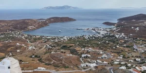 Η Σέριφος παραμένει λαμπερή στη σκιά της Μυκόνου. Φωτογραφία: Shutterstock