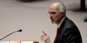 Ο πρέσβης της Συρίας στον ΟΗΕ -Φωτογραφία: AP Photo/Mary Altaffer