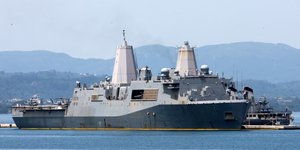 Το USS New York (LPD-21) φωτογραφία: intimenews ΚΑΤΑΠΟΔΗΣ ΣΤΑΜΑΤΗΣ
