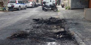 Συνάντηση με τον Αλέκο Φλαμπουράρη έχουν ζητήσει οι κάτοικοι των Εξαρχείων / Φωτογραφία: EUROKINISSI/ΧΡΗΣΤΟΣ ΜΠΟΝΗΣ