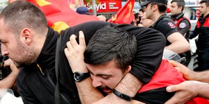 Επεισόδια στην πλατεία Ταξίμ στην Κωνσταντινούπολη/ Φωτογραφία: ΑΡ