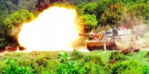 Απόλυτη δύναμη πυρός από τους Μαυροσκούφηδες / Φωτογραφία: army.gr