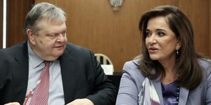 Βενιζέλος και Μπακογιάννη τάσσονται υπέρ της αναδοχής παιδιών από ομόφυλα ζευγάρια / Φωτογραφία: Intimewnews: Κώστας Μπαλτάς 