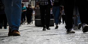 Χρεωστικές είναι το 34