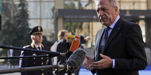 «Μια παράταση λίγων εβδομάδων δεν είναι το τέλος του κόσμου»