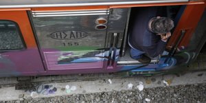 Μεταξύ των σταθμών Ταύρου και Καλλιθέας -Φωτογραφία αρχείου: EUROKINISSI/ΣΤΕΛΙΟΣ ΜΙΣΙΝΑΣ