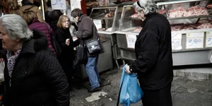 Οι συνταξιούχοι του ΟΓΑ θα πρέπει να είναι πολύ  προσεκτικοί με την επιλογή των συντάξεων χηρείας/Φωτογραφία: Eurokinissi