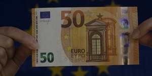 Το χαρτονόμισμα των 50 ευρώ της νέας σειράς-Φωτογραφία: Alexandros Michailidis / SOOC