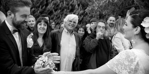 Η Αργυρώ και ο Κώστας στο γάμο τους. Φωτογραφία: Facebook/Αργυρώ Μουστάκα Βρεττού