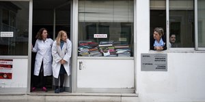 Προσωπικό σε νοσοκομείο/ Φωτογραφία intime