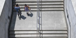 Προθεσμία πέντε ημερών έχουν οι φορολογούμενοι να υποβάλουν τις δηλώσεις τους-Φωτογραφία:Intimenews/Μιχάλης Βαρακλάς