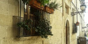 Σε συνεργασία με τον Ριτσαρντ Μπρανσον