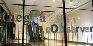 Η διαδικτυακή έκδοση του Guardian ξεπέρασε την εφημερίδα σε έσοδα (Φωτογραφία: AP/ Raphael Satter)