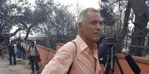 Ο Νίκος Σταυρινίδης έπεσε στη θάλασσα για να σωθεί. Είδε πτώματα να επιπλέουν
