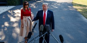 Μελάνια και Ντόναλντ Τραμπ (Φωτογραφία: AP Photo/Evan Vucci)