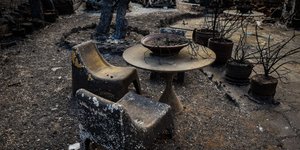 Εικόνες καταστροφής στο Μάτι (Φωτογραφία: EUROKINISSI/ΤΑΤΙΑΝΑ ΜΠΟΛΑΡΗ)