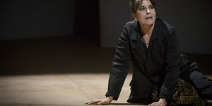 Η Φανί Αρντάν ερμηνεύει συγκλονιστικά την τραγική μορφή της Κασσάνδρας