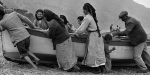 ΕΛΛΗΝΙΚΕΣ ΘΑΛΑΣΣΕΣ / Ένα φωτογραφικό ταξίδι στο χρόνο