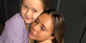 Η Χάρπερ και η Βικτόρια Μπέκαμ /Φωτογραφία: Instagram/victoriabeckham