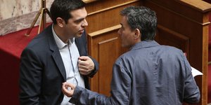 Τσίπρα-Τσακαλώτος /Φωτογραφία: Intime news