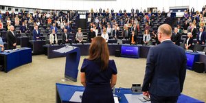Ενός λεπτού σιγή στο Ευρωκοινοβούλιο για την τραγωδία στο Μάτι/Φωτογραφία Eurokinissi