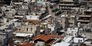 Σπίτια και πολυκατοικίες από ψηλά/Φωτογραφία: Eurokinissi