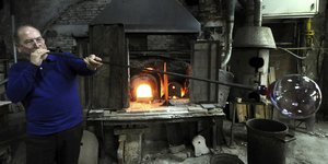 Φυσητά γυαλιά Μουράνο /Φωτογραφίες: apimages