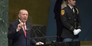 Θα τον υποδεχτούν με διαδηλώσεις