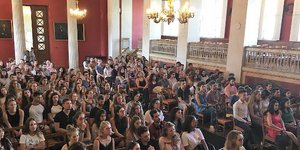 Χαμόγελα στην τελετή υποδοχής φοιτητών Erasmus / Φωτογραφία: ΕΚΠΑ