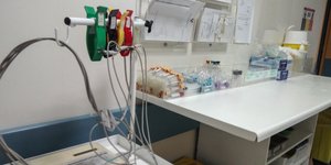 Δωμάτιο ιατρείου σε δημόσιο νοσοκομείο / Φωτογραφία: EUROKINISSI