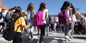 Μπορεί η δημοσιοποίηση φωτογραφιών των παιδιών να τους θέσει σε κίνδυνο; Φωτογραφία: Eurokinissi