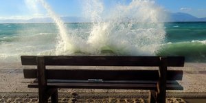 Κλείνουν τα σχολεία εξαιτίας των θυελλωδών ανέμων/ Φωτογραφία: EUROKINISSI- ΤΑΤΙΑΝΑ ΜΠΟΛΑΡΗ