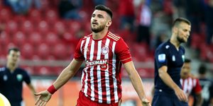 Ο Μάνος σκόραρε το 1-0 /Φωτογραφία: