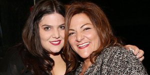 Η Δανάη Μπάρκα και η Βίκυ Σταυροπούλου/ Φωτογραφία: NDP Photo Agency