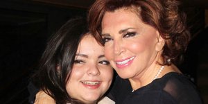 Η Μιμή Ντενίση με την κόρη της/Φωτογραφία: NDPphoto