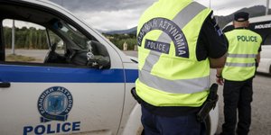 Διακοπή κυκλοφορίας λόγω των έντονων καιρικών φαινομένων/ Φωτογραφία: EUROKINISSI- ΓΙΩΡΓΟΣ ΚΟΝΤΑΡΙΝΗΣ