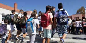 Μαθητές στο προαύλιο του σχολείου/Φωτογραφία:Eurokinissi