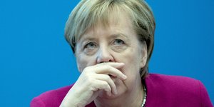 AP /Petr DΗ Γερμανίδα καγκελάριος Άνγκελα Μέρκελ (Φωτογραφία: Kay Nietfeld/dpa via AP)