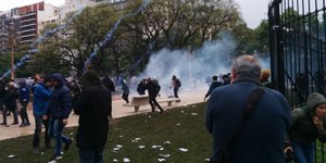 Διαδήλωση κατά της λιτότητας στην Αργεντινή (Φωτογραφία: Twitter)