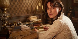 Τη γαλλίδα συγγραφέα Κολέτ (1873-1954) υποδύεται η Κίρα Νάιτλι