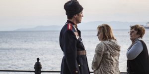 Γιούγκερμαν με τον Γιάννη Στάνκογλου στο θέατρο Πορεία