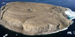 Η βραχονησίδα Χανς στη Θάλασσα του Λίνκολν (Φωτογραφία: Wikipedia) 